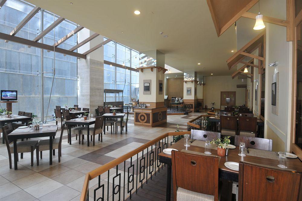 Vits Hotel Пуне Екстер'єр фото